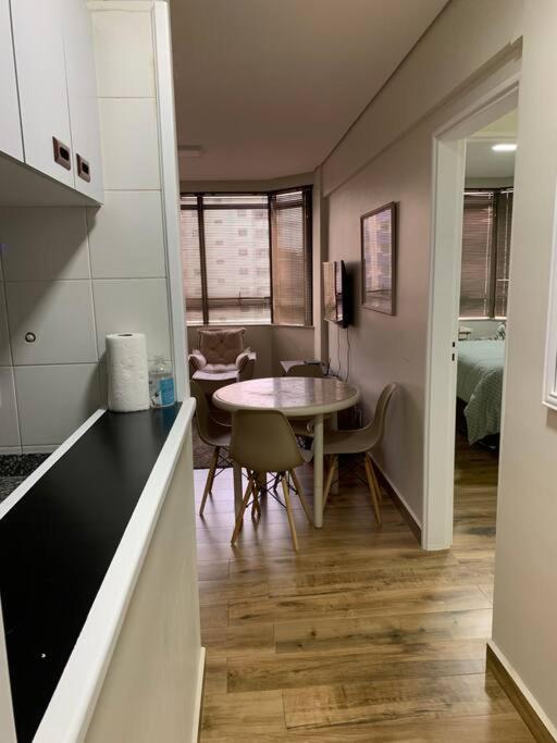 Flat Mobiliado Ap 44 - Ed Lhirondelle Em Apartamento Campinas (Sao Paulo)
