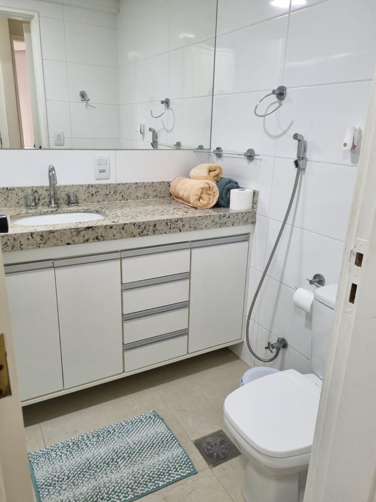 Flat Mobiliado Ap 44 - Ed Lhirondelle Em Apartamento